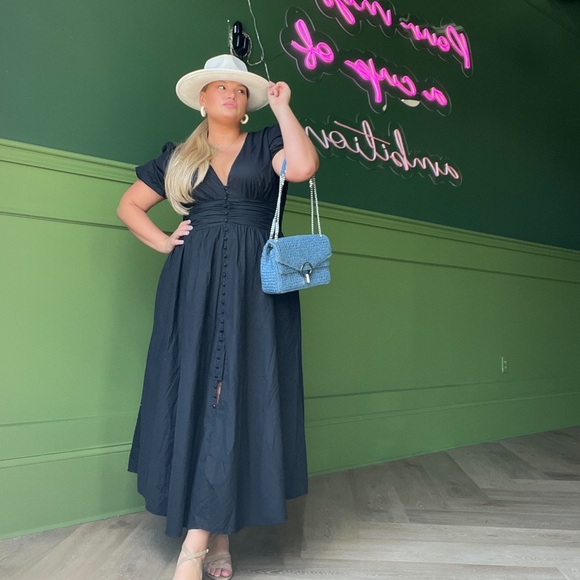 Meet your Posher, Maggie! - Picture 2 of 3